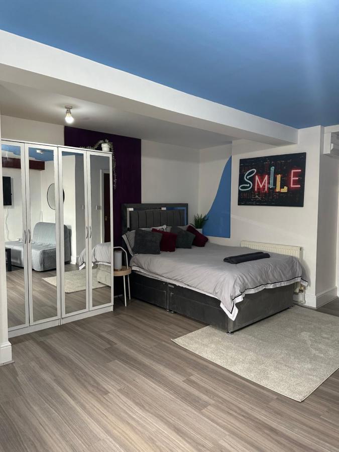 Modern Studio Close To Leeds City Centre Exterior foto